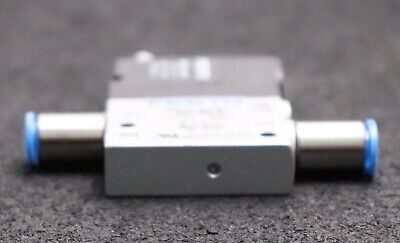 FESTO Magnetventil CPE10-M1BH-3GL-QS-6 Mat.Nr. 196847 2,5-8bar 24VDC 1,28W