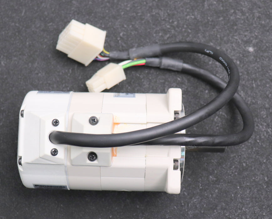 Bild des Artikels PANASONIC-Servomotor-Model-MSMA022A1A-Input-3ØAC-92V-1,6A-Output-0,2kW-200Hz