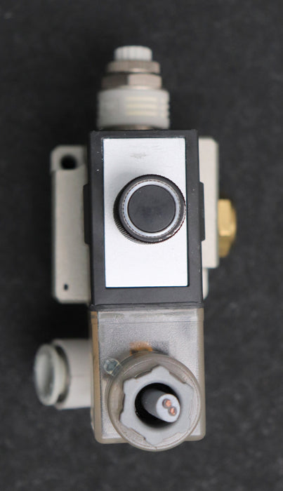 Bild des Artikels SMC-Solenoid-Valve-EVT317-5DO-02F-Q-Pressure-0-0,9MPa-24VDC-gebraucht