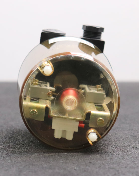 Bild des Artikels GEMÜ-Elektrischer-Stellungsrückmelder-Typ-1201000zA00101-max-Hub-70mm-gebraucht