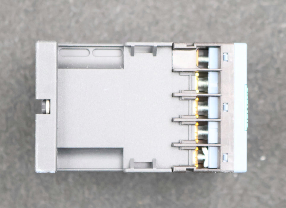 Bild des Artikels SIEMENS-Schütz-3RT2017-1BB41-Spulenspannung-24VDC-400V-5,5kW-unbenutzt-in-OVP