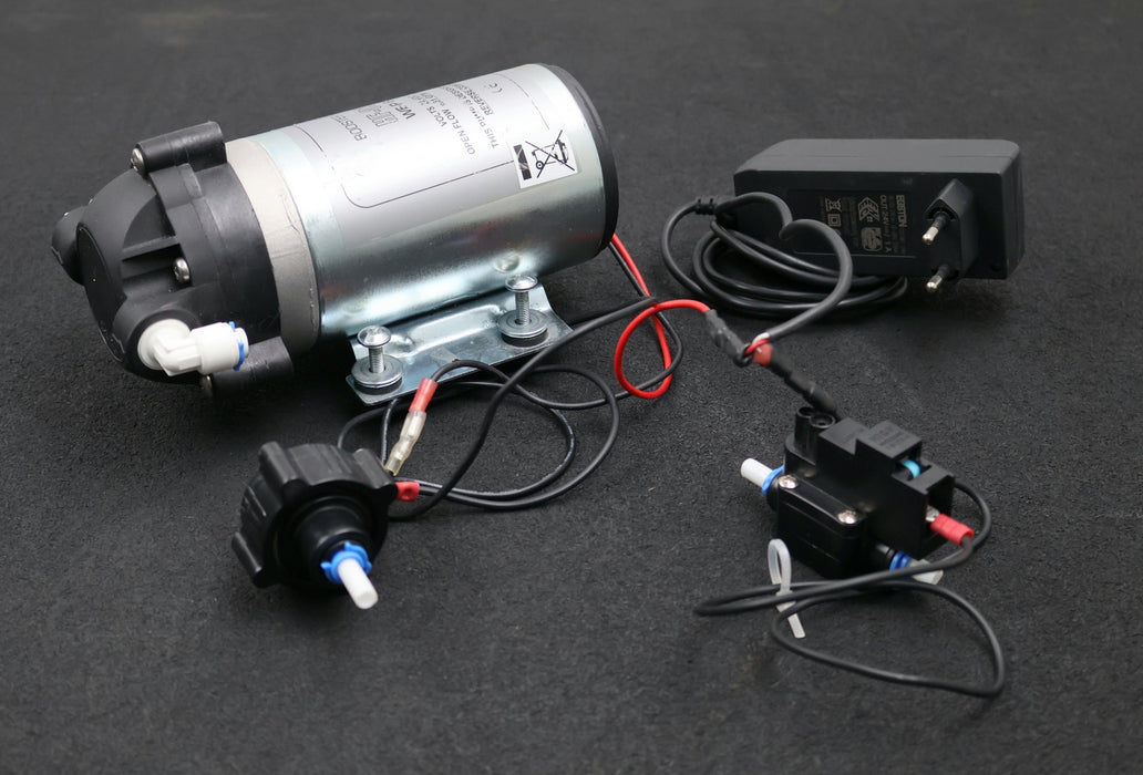 Bild des Artikels BOOSTER-PUMP-elektrische-Druckpumpe-HF-8367-WE-P-6005-24VDC-0,16A-0,31GPM