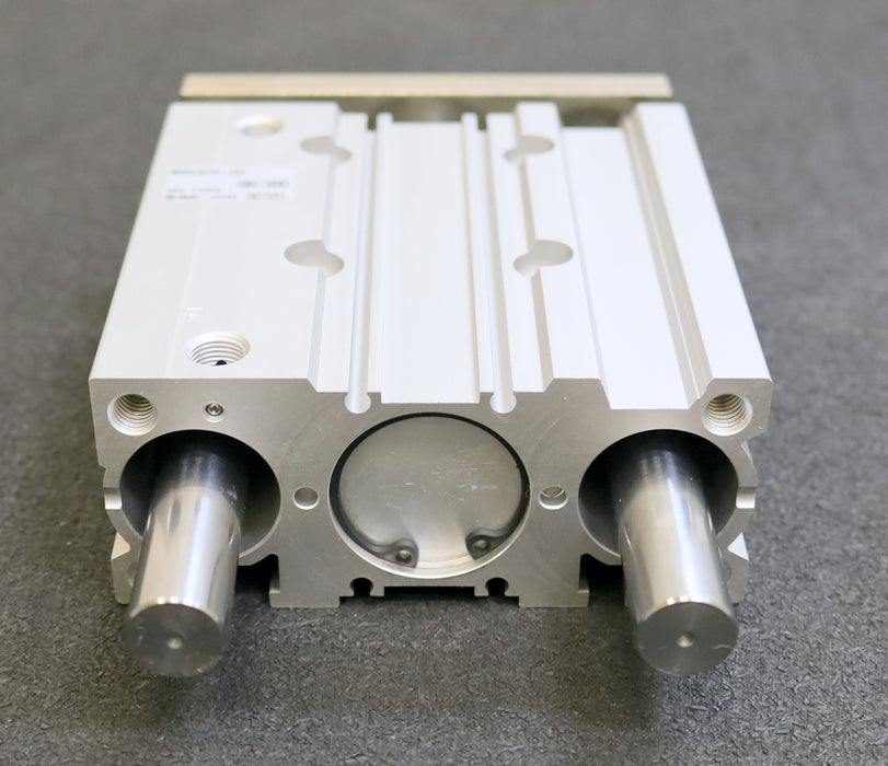 SMC Pneumatik-Führungszylinder Kompaktschlitten MGPL 32tf-fz unbenutzt