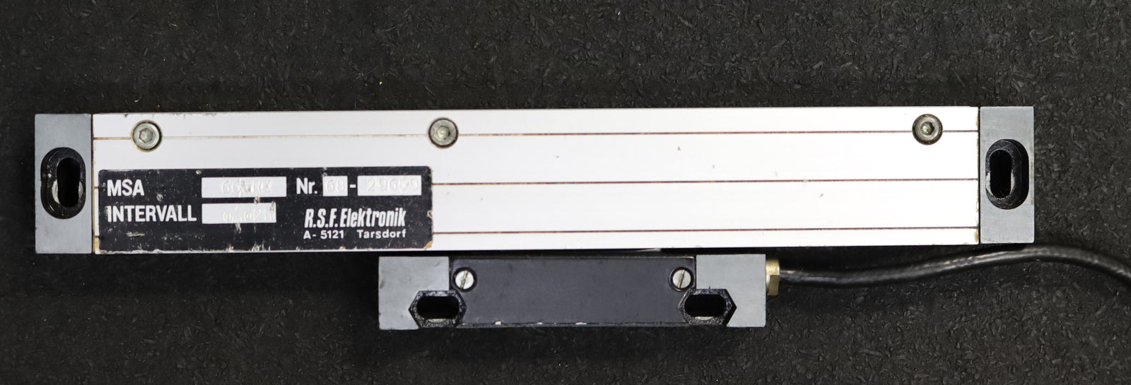 Bild des Artikels R.S.F.-ELEKTRONIK-Linearmassstab-665RI-Intervall-0,02R-Verfahrbereich-120mm