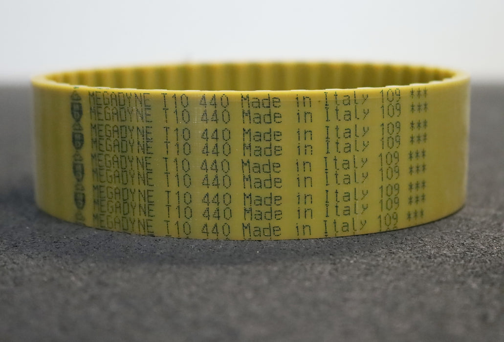 Bild des Artikels MEGADYNE-Zahnriemen-Timing-belt-T10-Breite-41mm-Länge-440mm-unbenutzt