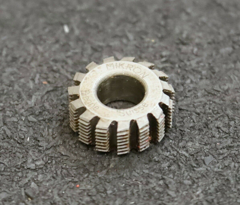 MIKRON Wälzfräser No. 34975 - Ø18x7xØ8mm 1gg. Rechts 15 Spanuten