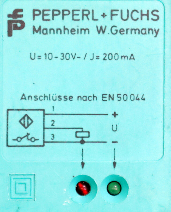 PEPPERL + FUCHS steckbarer Näherungsschalter NJ15+U1+E3 No. 01559S+08272S+15136S