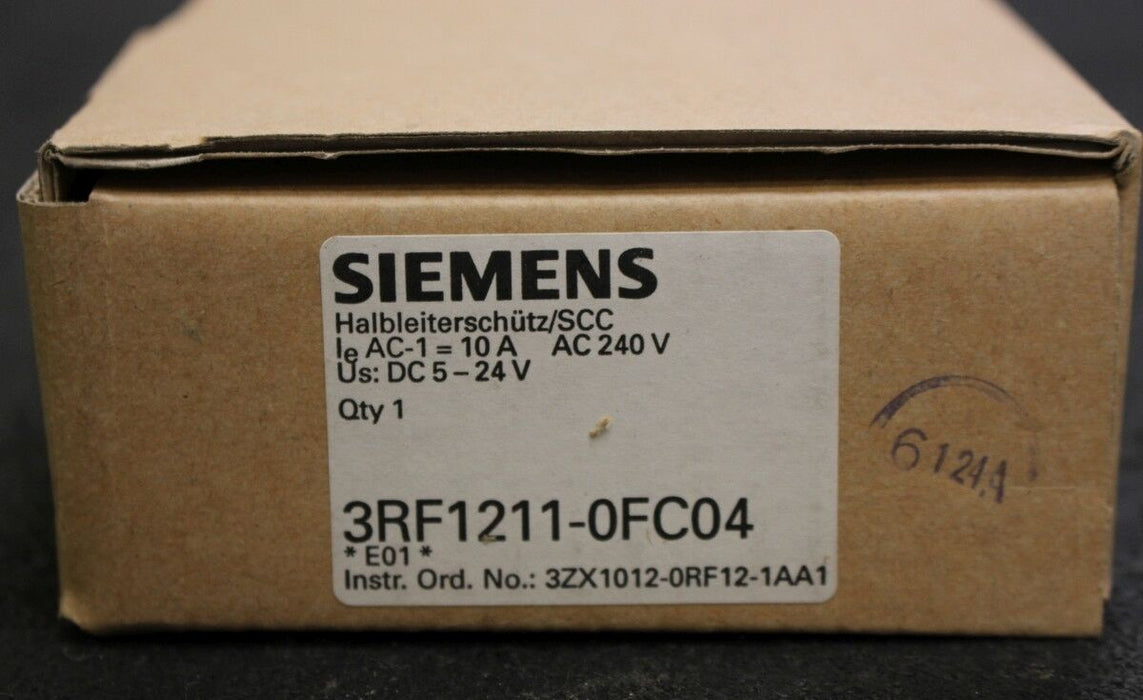 SIEMENS Halbleiterschütz 3RF1211-0FC04 - 5-24VDC-10A-240VAC Nullpunktschaltend