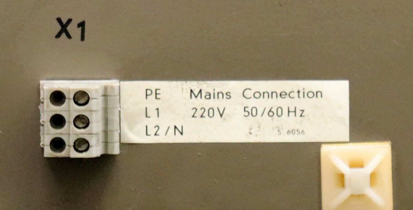 SIEMENS SINUMERIK 3FA4C 6FC3881-2KA-Z T1522370 BGR-Träger 2-Zeiler 6FC3981-7HN10