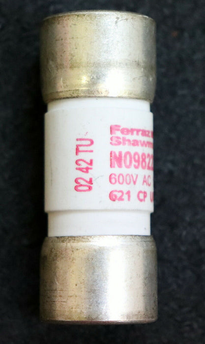 FERRAZ PROTISTOR 2x Sicherungseinsatz fuse-link N098222 621 CP URGA 22.58 100