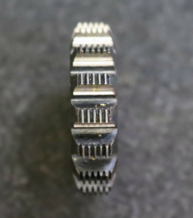 MIKRON Wälzfräser No. 42388 - Ø32x8xØ8mm 1gg. Rechts 15 Spanuten