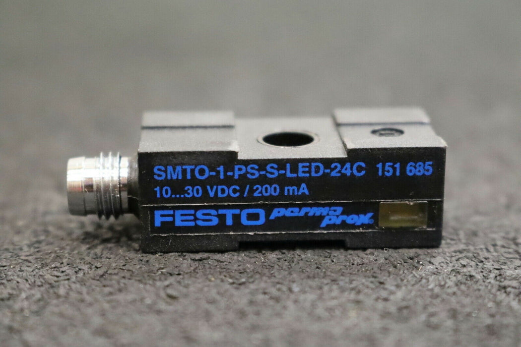 FESTO Elektronischer Näherungsschalter SMTO-1-PS-S-LED-24C Nr. 151685 10-30VDC