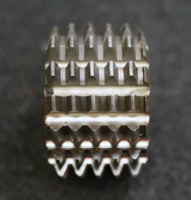 MIKRON Wälzfräser No. 71490 - Ø32x20xØ10mm 1gg. Rechts 15 Spanuten