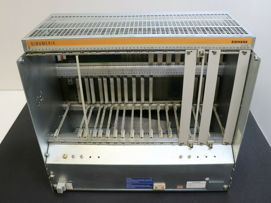 SIEMENS SINUMERIK 3 G 4BSMD 6FC3761-1FA-Z leeres Rack, ohne Einschübe BGR-Träger