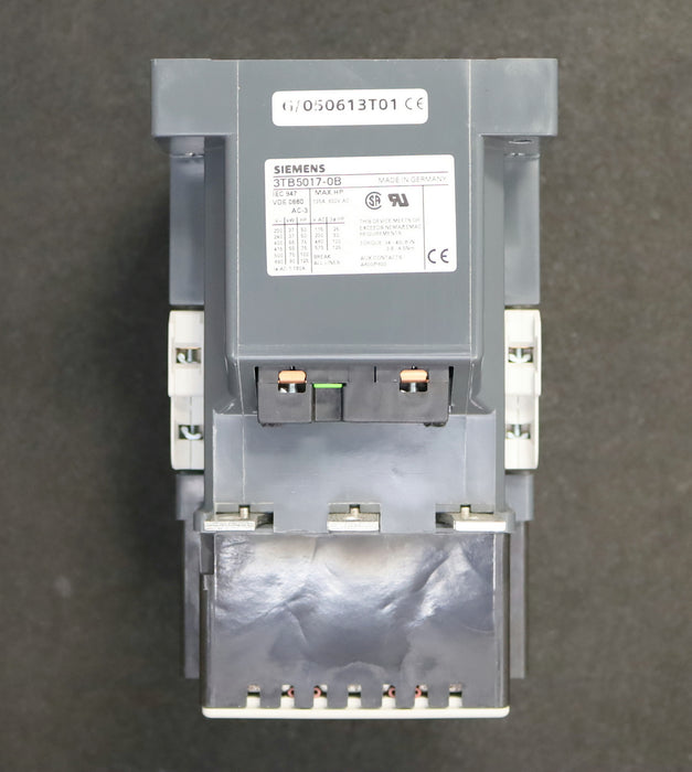 Bild des Artikels SIEMENS-Schütz-/-Contactor-3TB5017-0BB4-55kW-Spulenspannung-24VDC-Baugröße-6