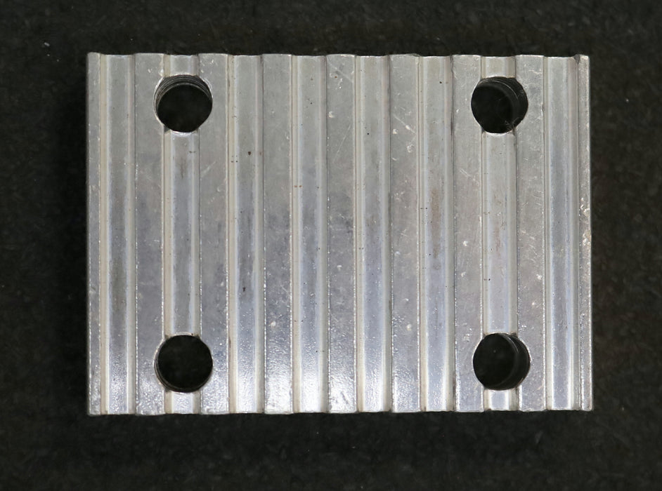 Bild des Artikels Aluminium-Klemmplatte-T10-32-Profil:-T10-für-Riemenbreite-32mm-BohrungsØ-9mm