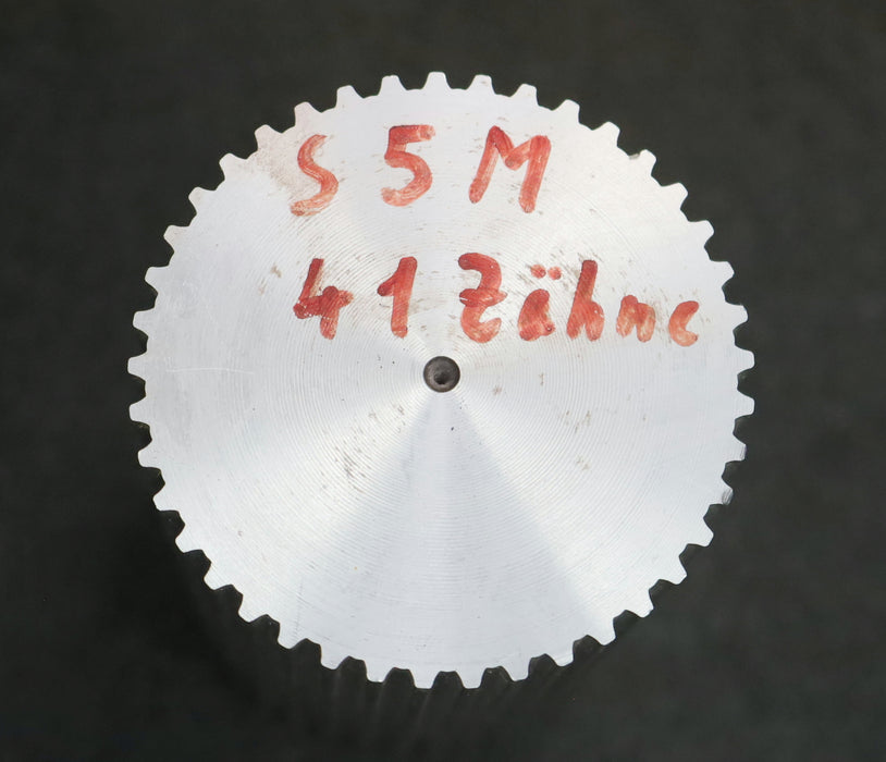 Bild des Artikels Aluminium-Zahnwelle-S5M-41-Profil:-S5M---41-Zähne-Gesamtlänge-verzahnt-120mm