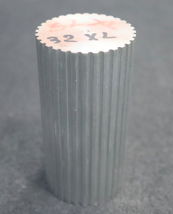 Bild des Artikels Aluminium-Zahnwelle-Toothed-shaft-XL-32-Profil:-XL-32-Zähne-GL-verzahnt-100mm