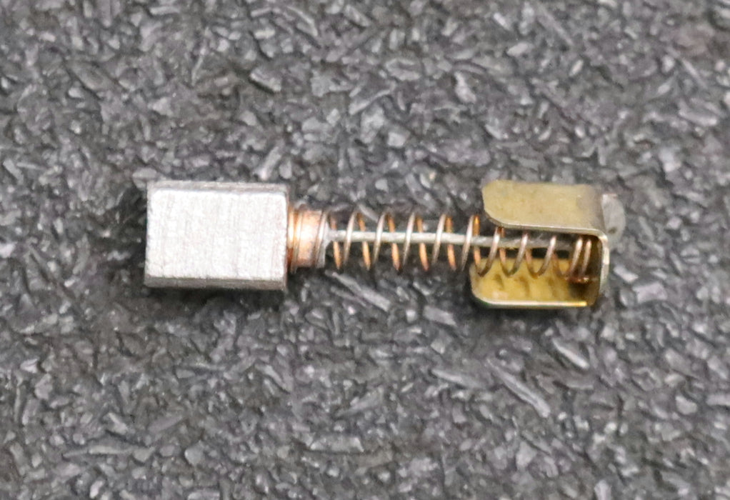 Bild des Artikels 4x-Kleinkohlebürste-4x6x10mm-(t-x-a-x-r)-mit-Kabel,-Feder,-Bügel-Kabellänge-15mm