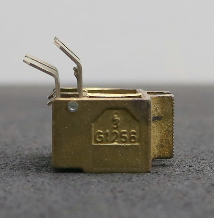 Bild des Artikels SIEMENS-Taschenbürstenhalter-zweifach-G1256-56/200-für-Kohlen-16x20x32mm