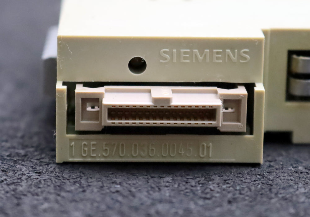 Bild des Artikels SIEMENS-SINUMERIK-4x-DMP-Kompaktmodul-6FC511-0CA03-0AA1-5705309101.00-Version-B