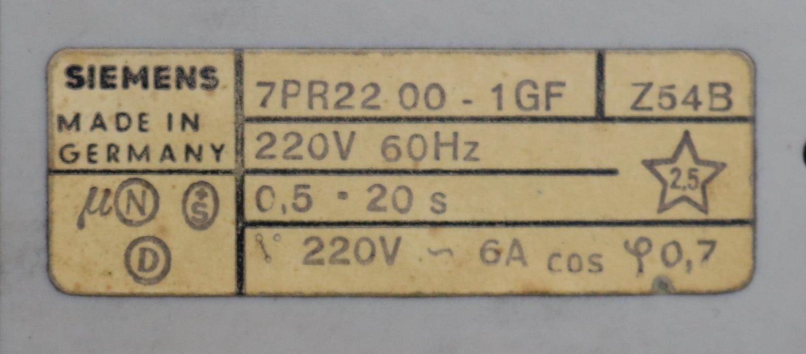 Bild des Artikels SIEMENS-Zeitverzögerungsrelais-Z54B-7PR2200-1GF-0,5-20s-6A-220VAC-60Hz