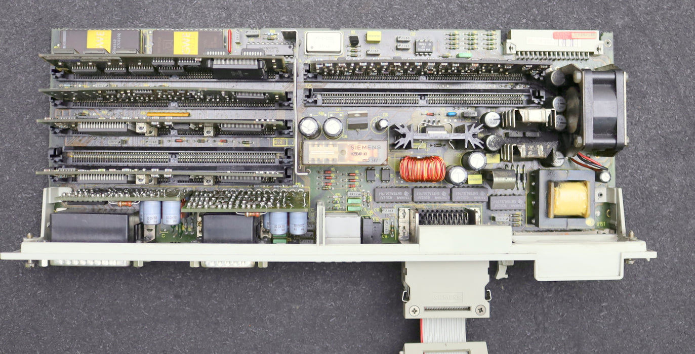 Bild des Artikels SIEMENS-SIMODRIVE-Regelungseinschub-6SN1118-0DB11-0AA0-462008.7802.21+Platinen