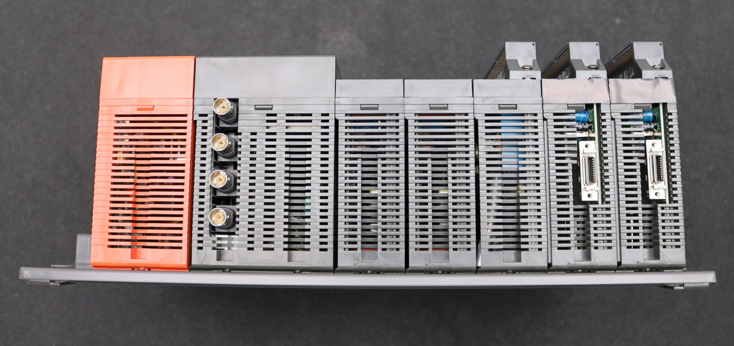 Bild des Artikels MITSUBISHI-MELSEC-PLC-System-bestehend-aus-1x-A63P-1x-A2ACPU-1x-AY13E-2x-AX82