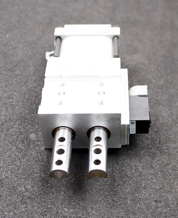 Bild des Artikels TÜNKERS-Pneumatischer-Stiftzieher-+-doppelte-Stange-SZK-40-A18-T12-KolbenØ-40mm