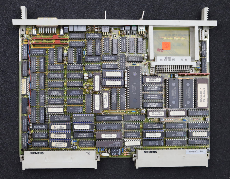 Bild des Artikels SIEMENS-SIMATIC-S5-CPU-921-6ES5921-3UA12-Entwicklungsstand-2,3,4-gebraucht