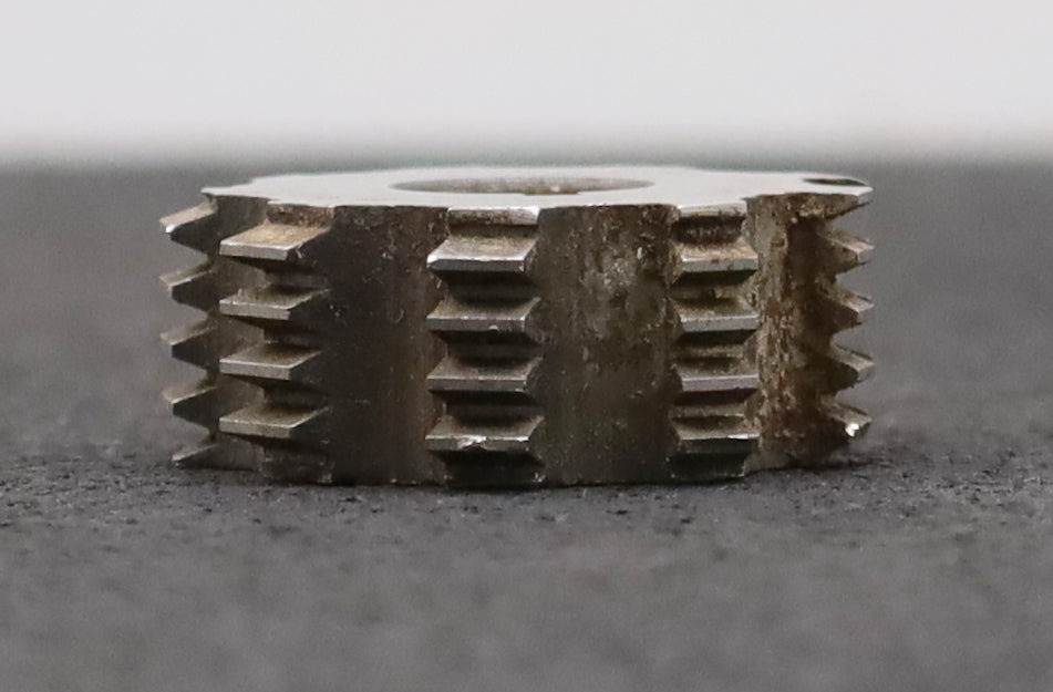 Bild des Artikels Zahnrad-Wälzfräser-m=-1,0mm-EGW-20°-Ø39x18xØ13mm-mit-LKN-1gg.-Rechts