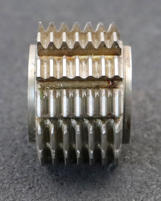 Bild des Artikels Zahnrad-Wälzfräser-m=-1,5mm-EGW-20°-BPII-nach-DIN-3972-Ø57x39xØ22mm-mit-LKN