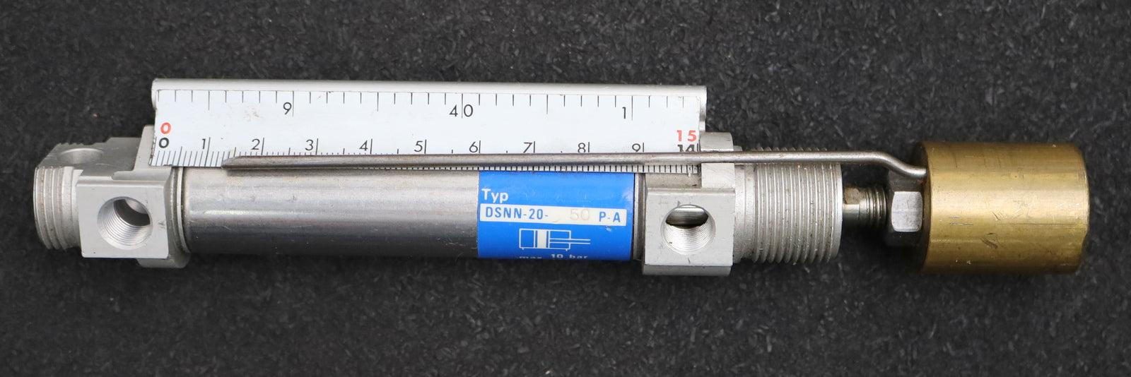 Bild des Artikels FESTO-Pneumatik-Zylinder-DSNN-20-50-P-A-doppeltwirkend-KolbenØ-20mm-Hub-50mm