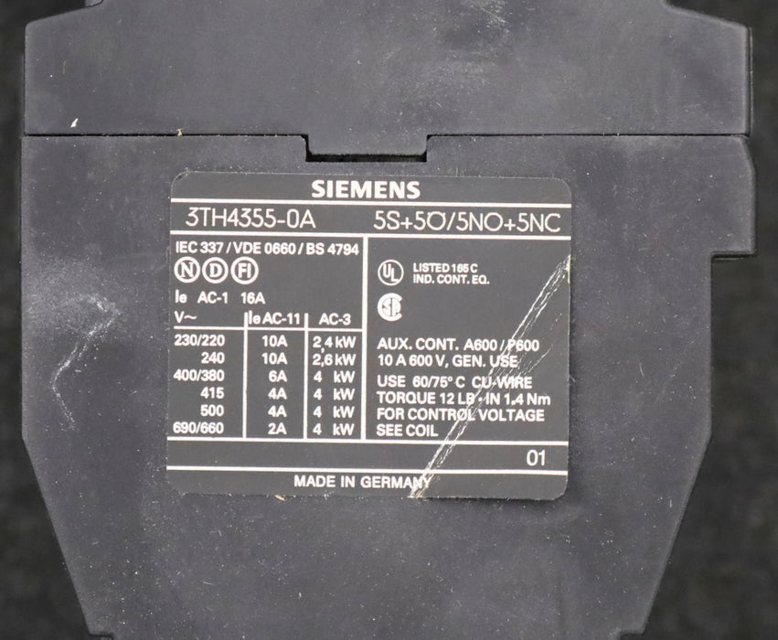 Bild des Artikels SIEMENS-Hilfsschütz-3TH4355-0AG2-Spulenspannung-110V-50/60Hz-unbenutzt-in-OVP